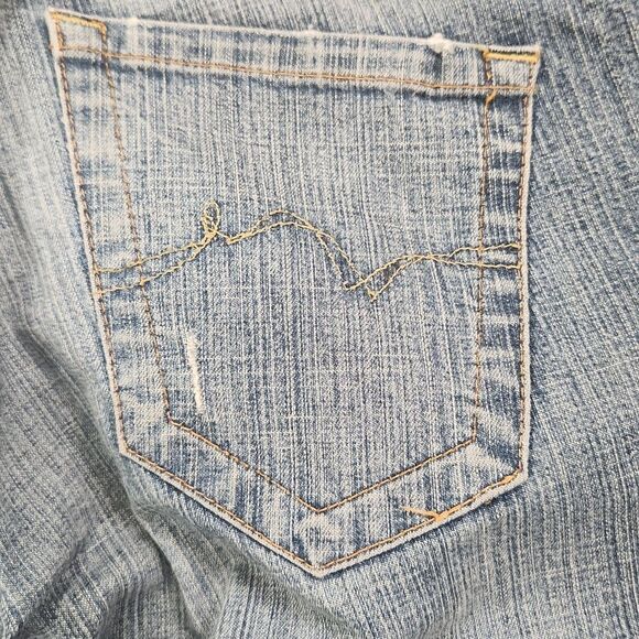 L.E.I Jeans 7 - Picture 7 of 12